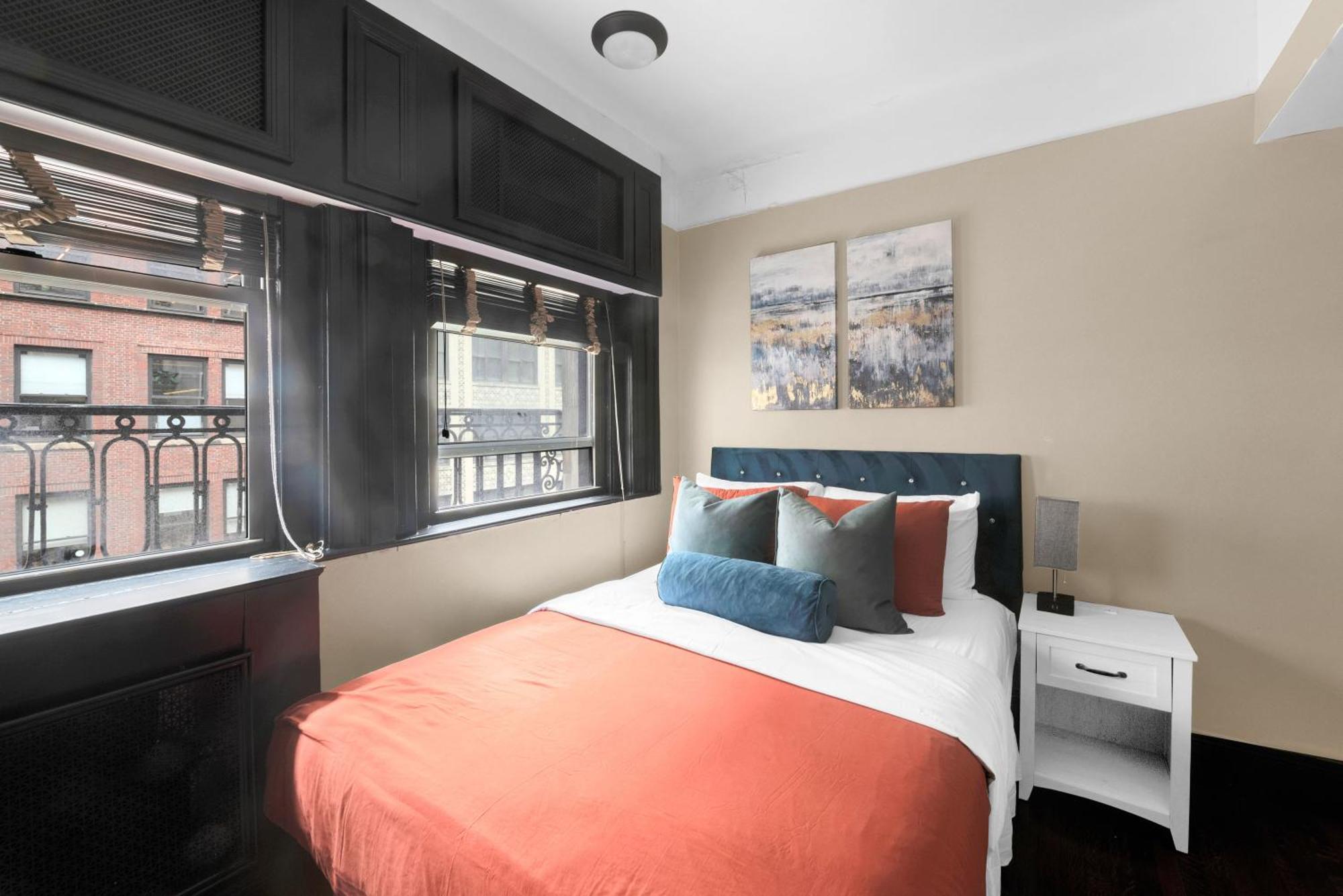 Nyc In The Location! Walking Distance To Everything! * New York